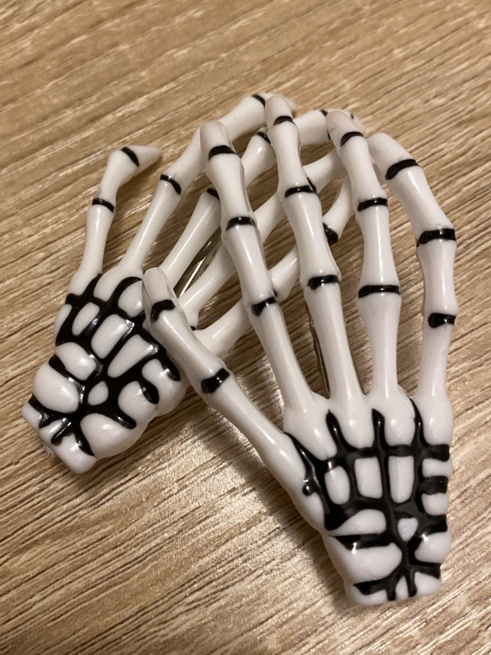 Skeleton Hand Hair Clip